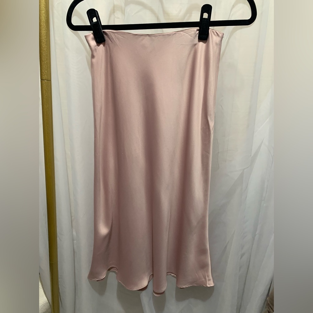 Express Blush Pink Satin Slip Skirt - Picture 3 of 8